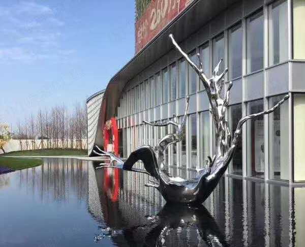 玻璃鋼雕塑的特點有什么呢？